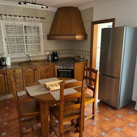 Casa Cueva De Los Verdes Punta Mujeres Екстериор снимка